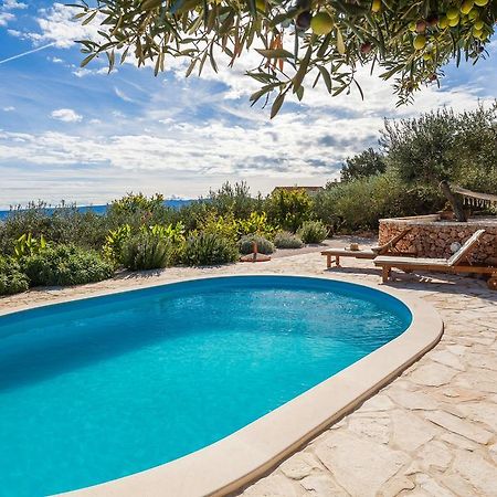 Holiday Home Zlatni San - Private Heated Pool Bol Phòng bức ảnh