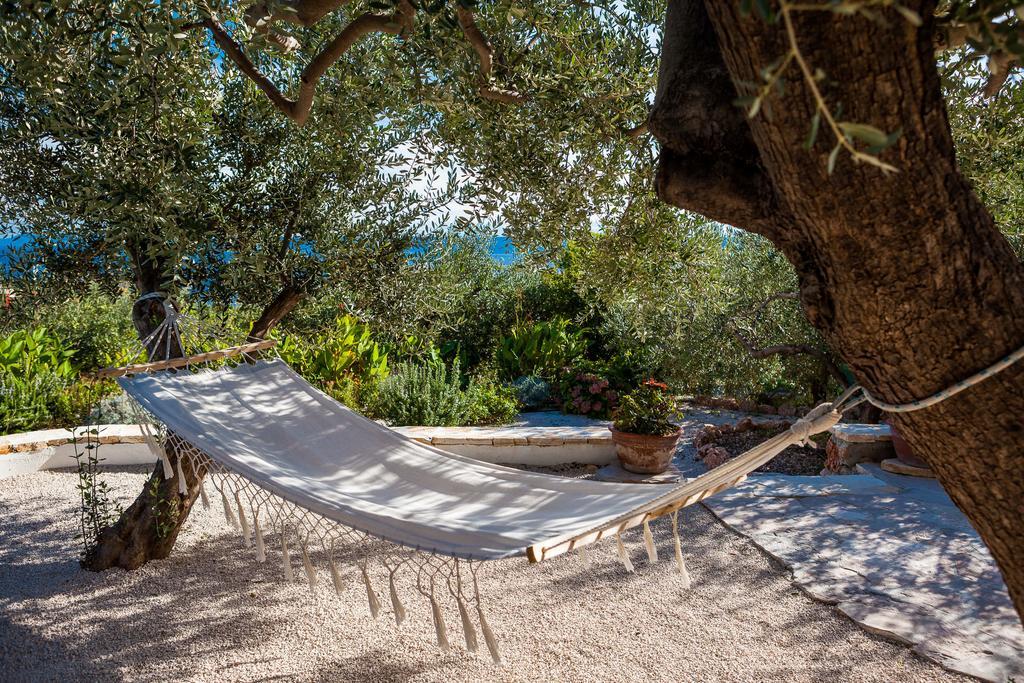 Holiday Home Zlatni San - Private Heated Pool Bol Phòng bức ảnh